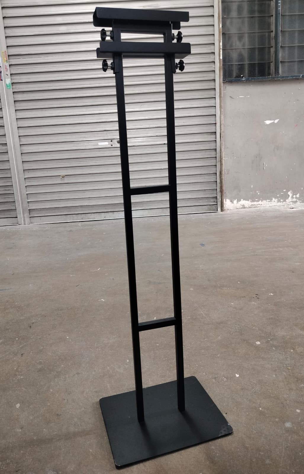 Economy Frame Stand