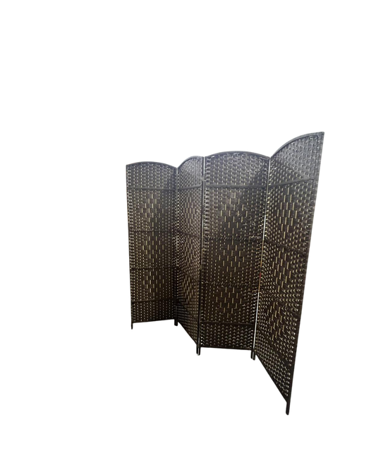 Straw Partition